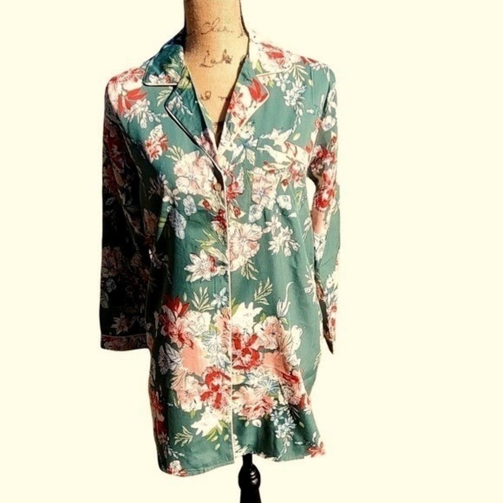 Cupcakes and Cashmere Floral Sleep Shirt Green Pink Long Sleeve Nightgown M NEW‎